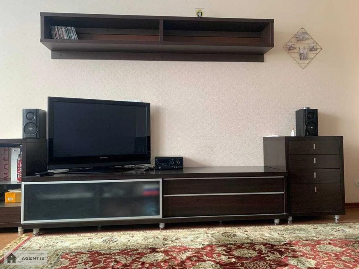 Здам квартиру 1 кімната, 53 m², 16 пов./16 поверхів. Анни Ахматової вул., Київ. 