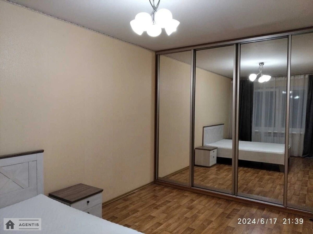 Здам квартиру 1 кімната, 41 m², 6 пов./22 поверхи. Петра Григоренка просп., Київ. 