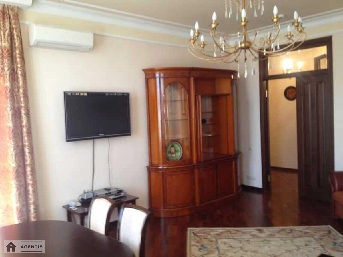 Apartment for rent 4 rooms, 140 m², 6th fl./7 floors. 14, Yaroslaviv Val 14, Kyiv. 