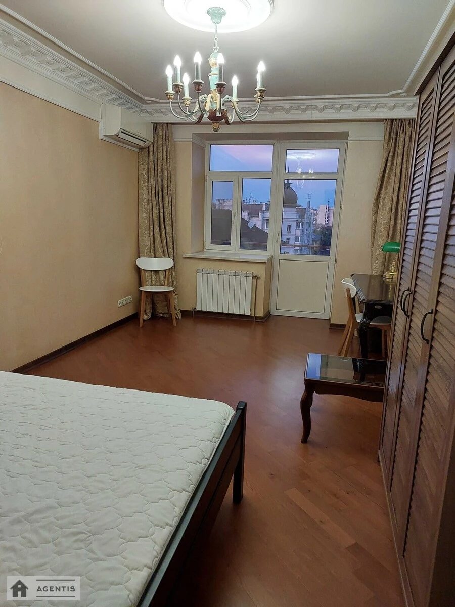 Apartment for rent 4 rooms, 170 m², 5th fl./9 floors. 7, Yaroslavskiy 7, Kyiv. 