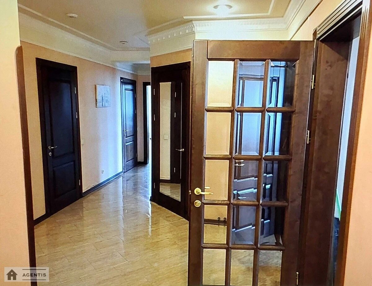 Apartment for rent 4 rooms, 170 m², 5th fl./9 floors. 7, Yaroslavskiy 7, Kyiv. 