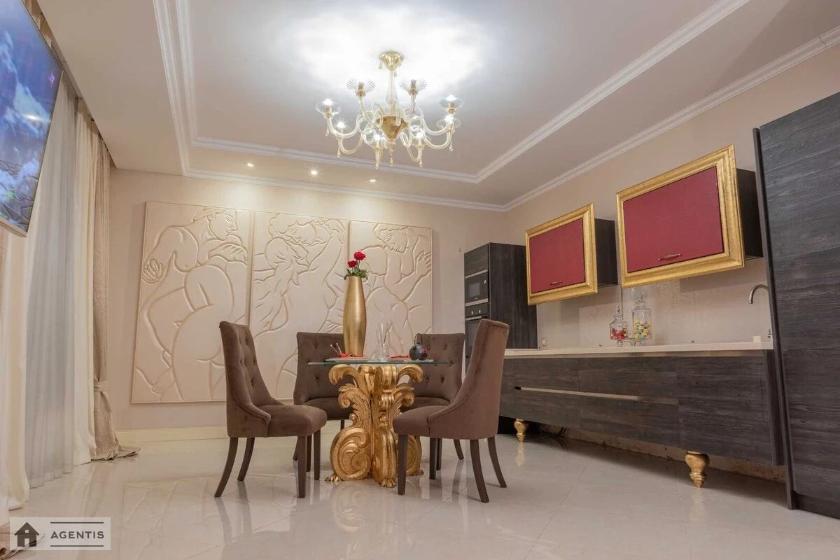 Apartment for rent 1 room, 65 m², 3rd fl./30 floors. Obolonska Naberezhna, Kyiv. 