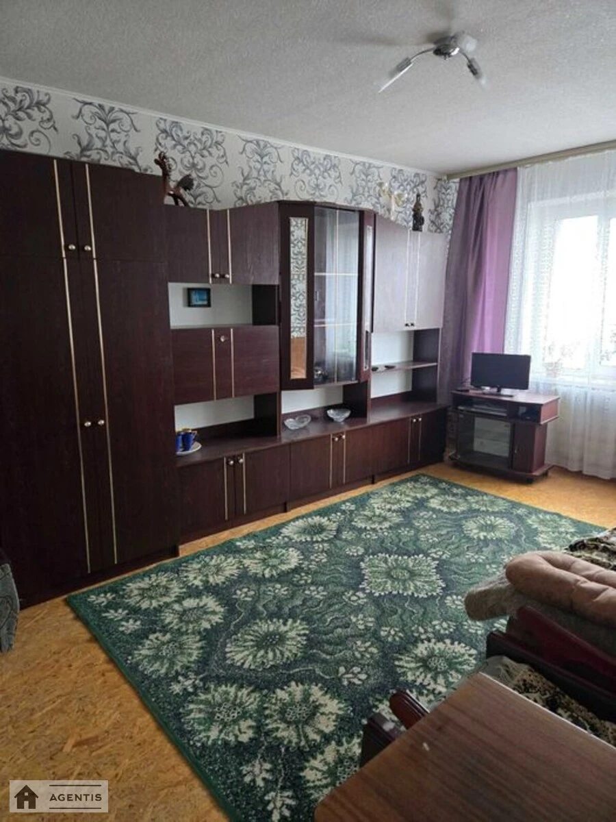 Apartment for rent 2 rooms, 65 m², 16th fl./18 floors. Kharkivska, Kyiv. 