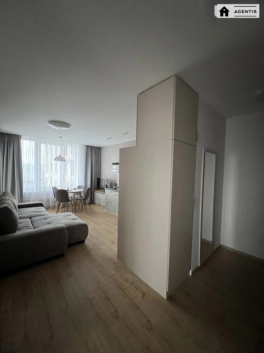 Apartment for rent 2 rooms, 65 m², 19th fl./25 floors. 16, Dniprovs'ka embankment 16, Kyiv. 