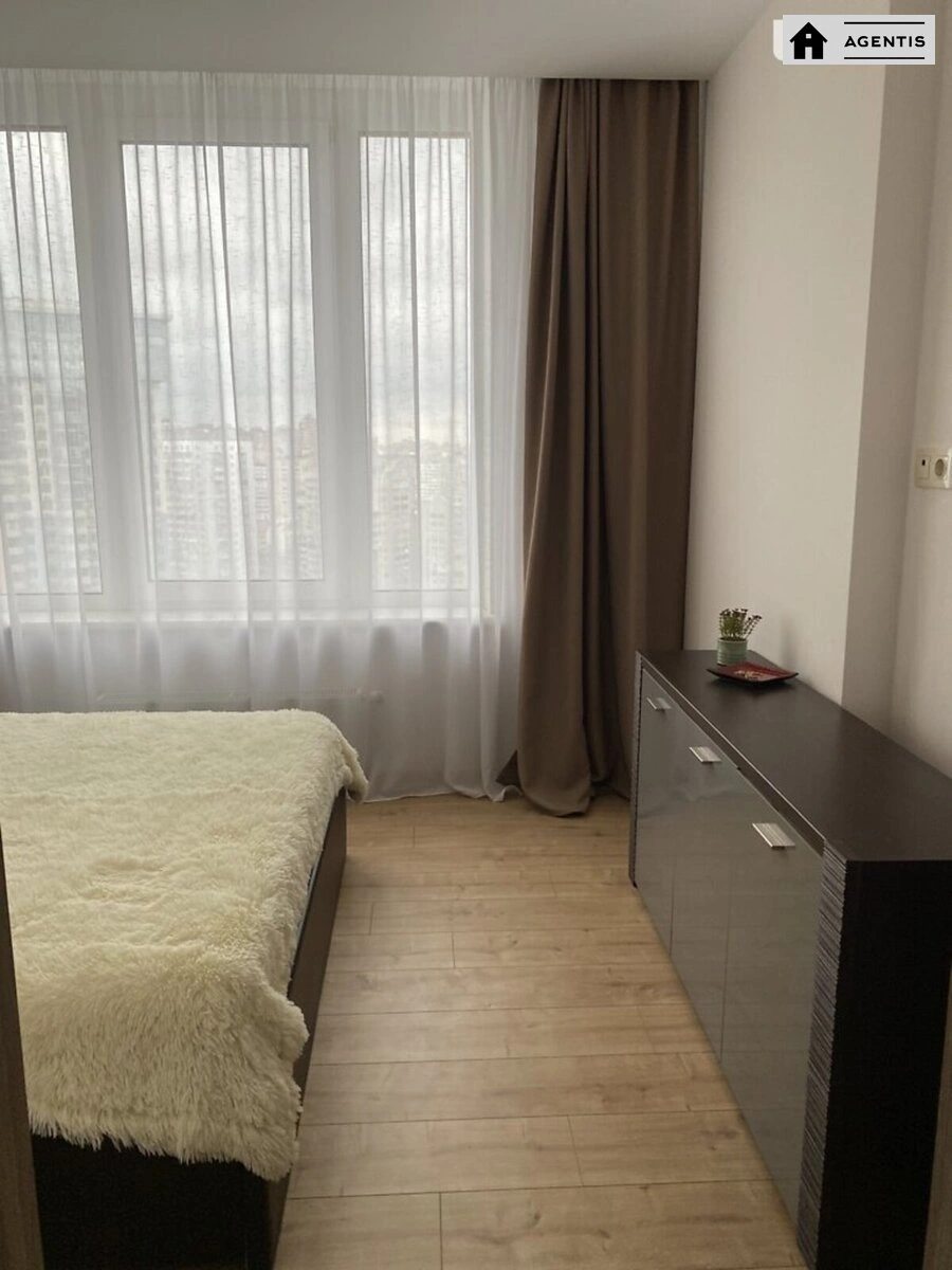 Apartment for rent 2 rooms, 65 m², 19th fl./25 floors. 16, Dniprovs'ka embankment 16, Kyiv. 