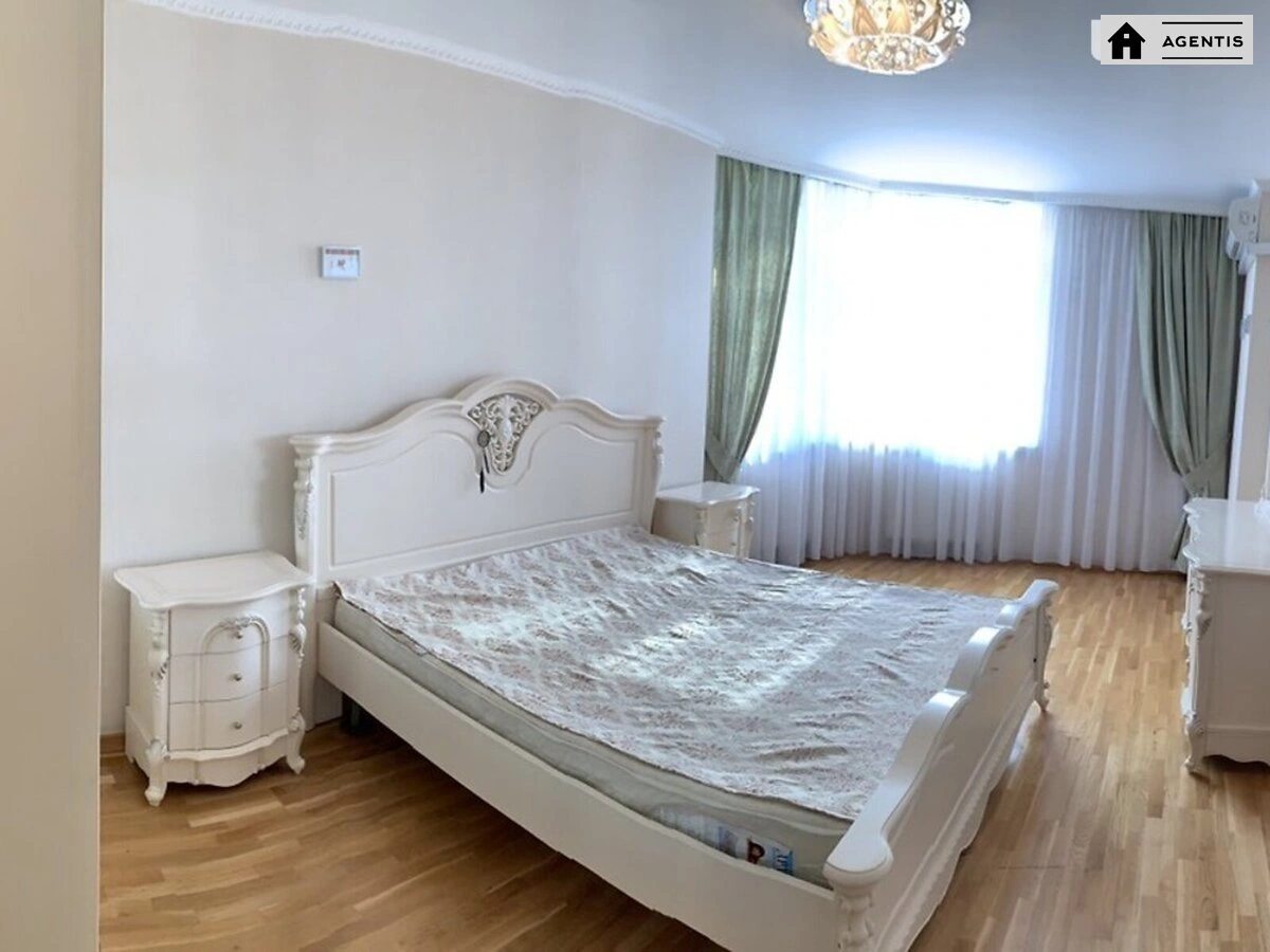 Apartment for rent 3 rooms, 102 m², 9th fl./25 floors. 18, Mytropolyta Vasylya Lypkivskoho vul. Urytskoho, Kyiv. 