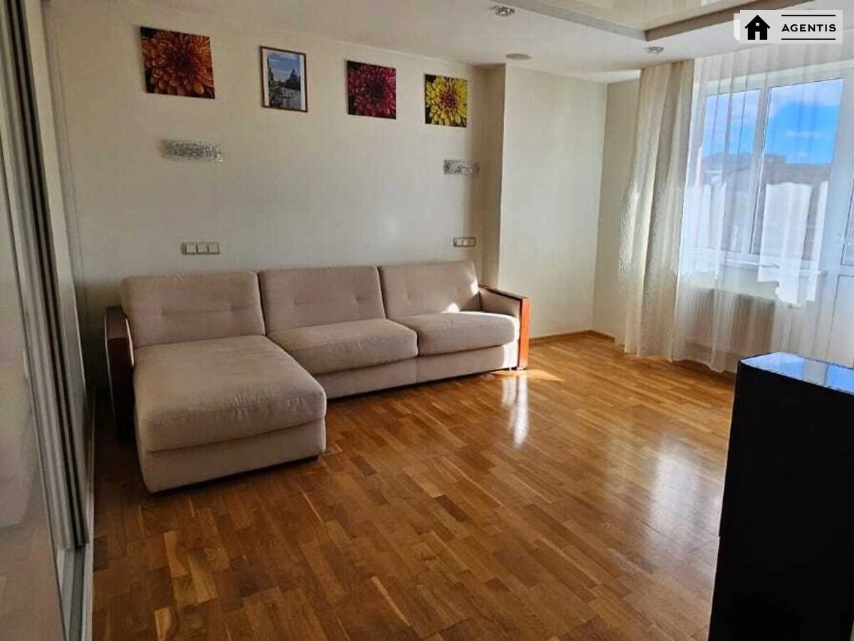 Apartment for rent 1 room, 49 m², 5th fl./12 floors. 25, Yanusha Korchaka vul. Baumana, Kyiv. 