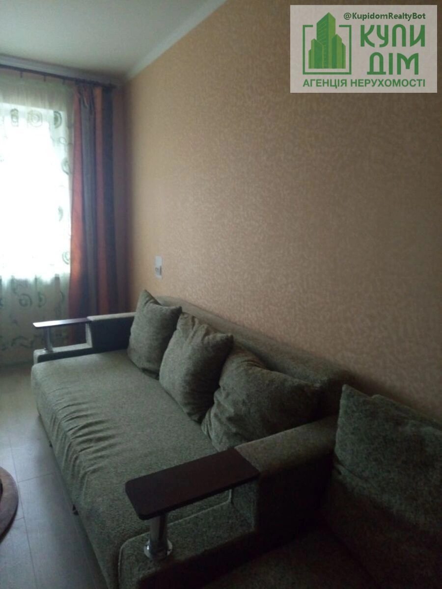 Apartments for sale 1 room, 36 m², 5th fl./10 floors. Фортечний (кіровський), Kropyvnytskyy. 