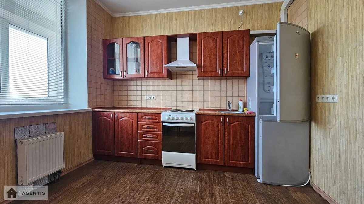 Здам квартиру 1 кімната, 43 m², 8 пов./25 поверхів. 26, Дніпровська набережна 26, Київ. 