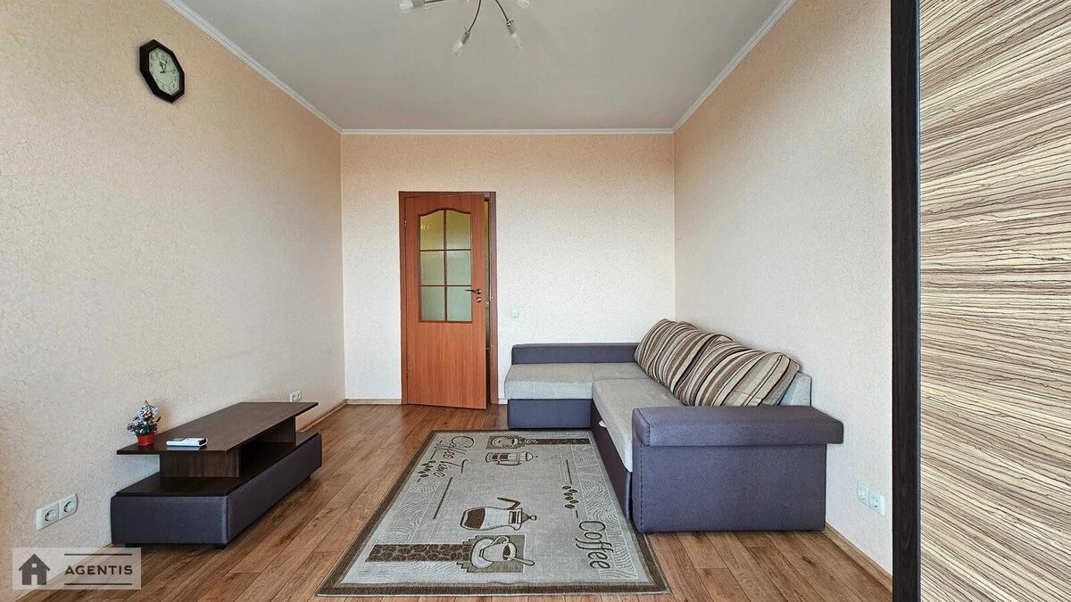 Здам квартиру 1 кімната, 43 m², 8 пов./25 поверхів. 26, Дніпровська набережна 26, Київ. 