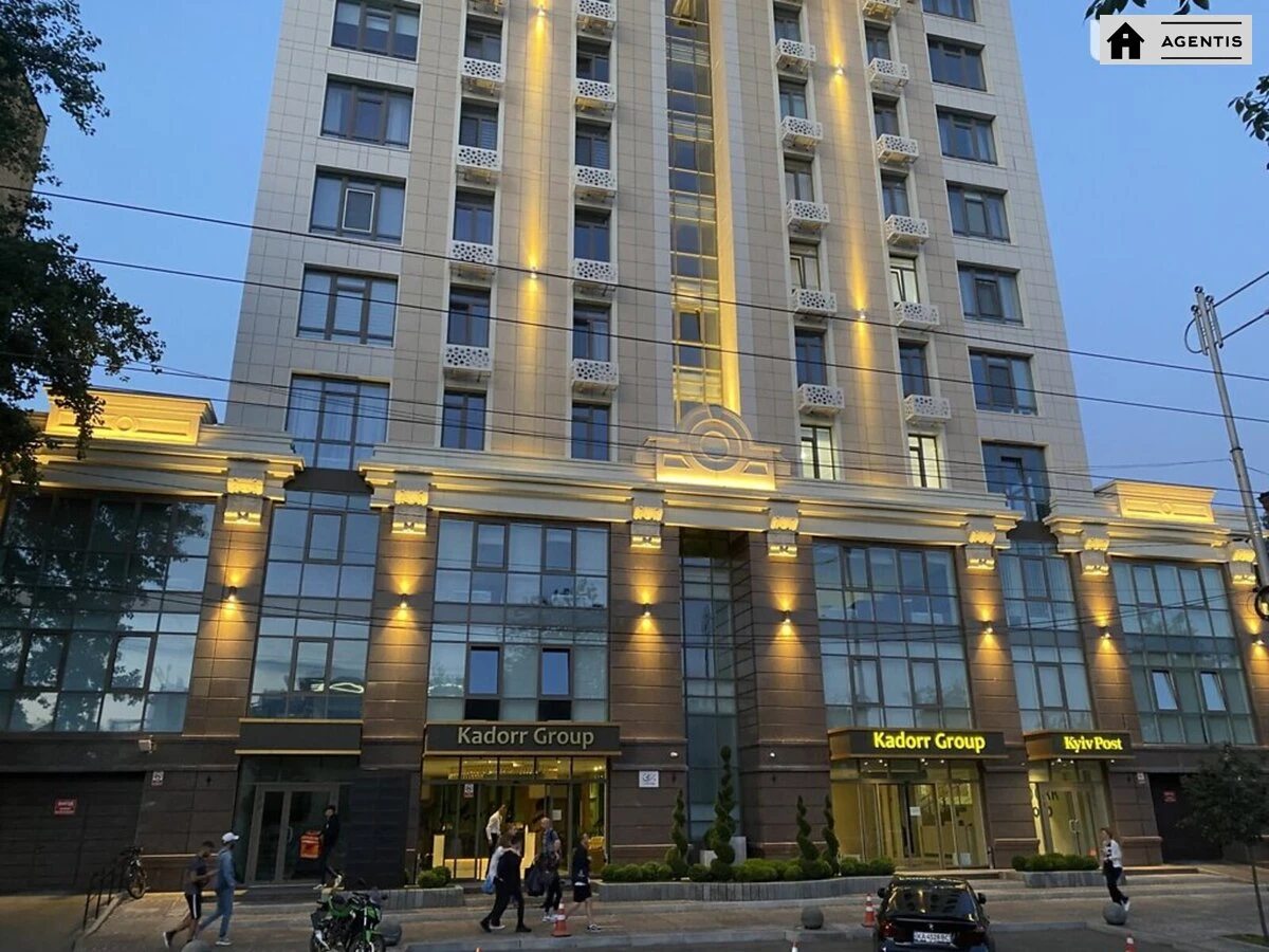 Сдам квартиру 1 комната, 46 m², 9 эт./23 этажа. 68, Жилянская 68, Киев. 