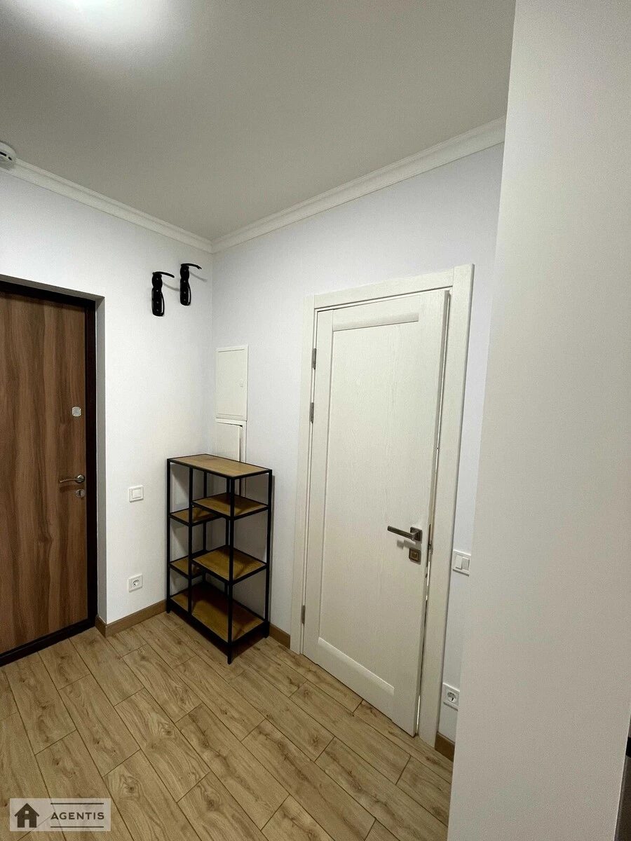 Сдам квартиру 1 комната, 40 m², 16 эт./18 этажей. 2, Надднепрянское 2, Киев. 