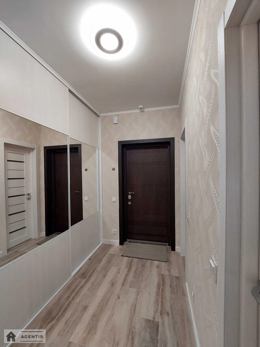 Здам квартиру 1 кімната, 47 m², 9 пов./26 поверхів. 27, Краківська 27, Київ. 