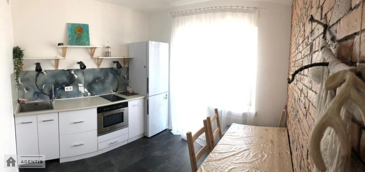 Сдам квартиру 1 комната, 37 m², 2 эт./8 этажей. 75, Стеценка 75, Киев. 