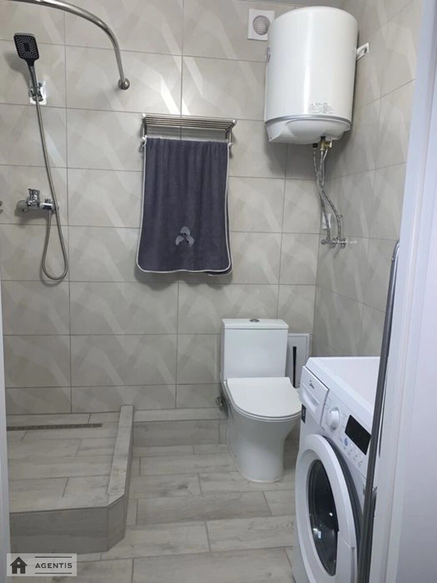 Сдам квартиру 1 комната, 30 m², 12 эт./25 этажей. 22, Приміська вул., Киев. 