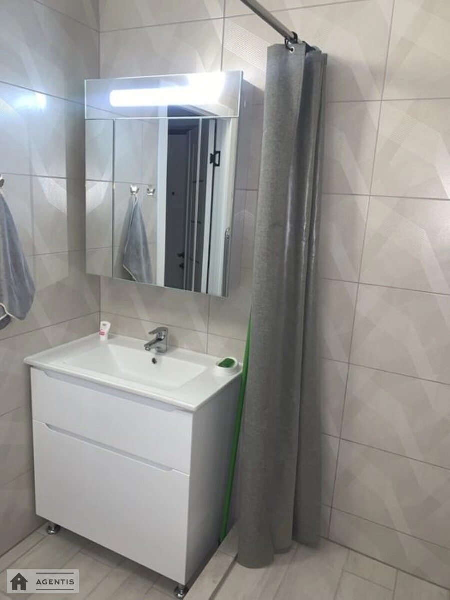 Сдам квартиру 1 комната, 30 m², 12 эт./25 этажей. 22, Приміська вул., Киев. 