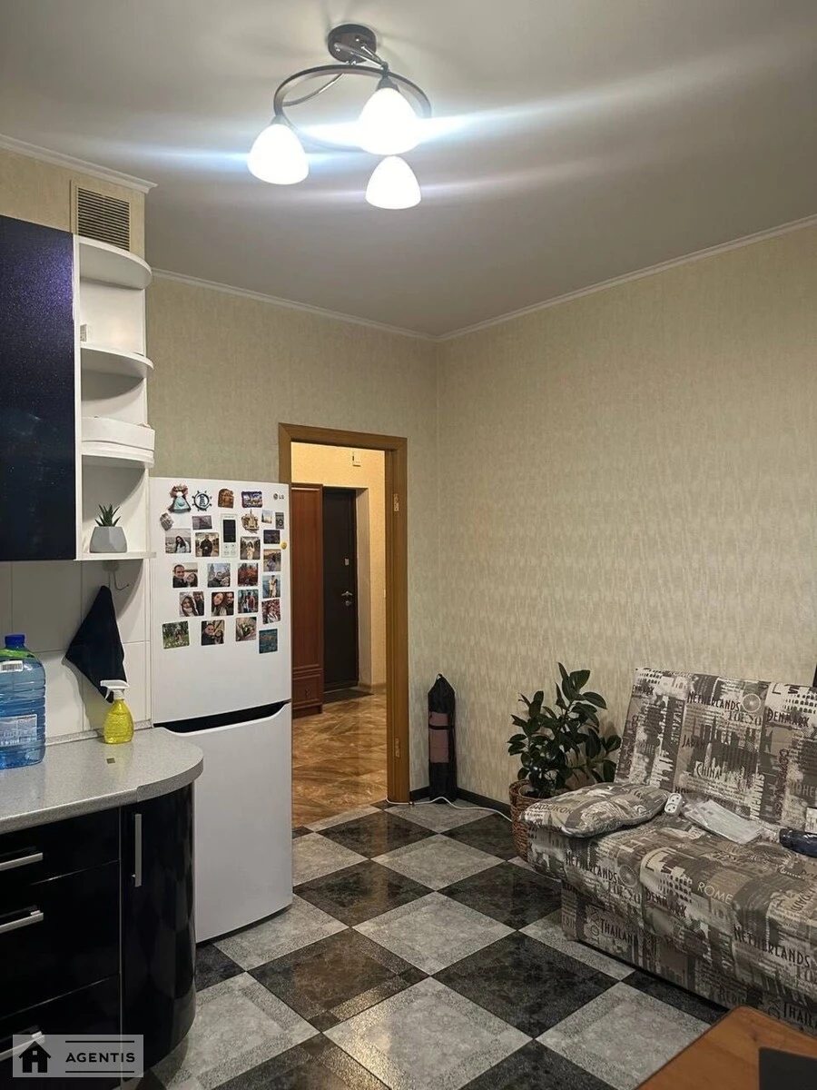 Сдам квартиру 1 комната, 50 m², 15 эт./25 этажей. 3, Юрія Шумського вул., Киев. 