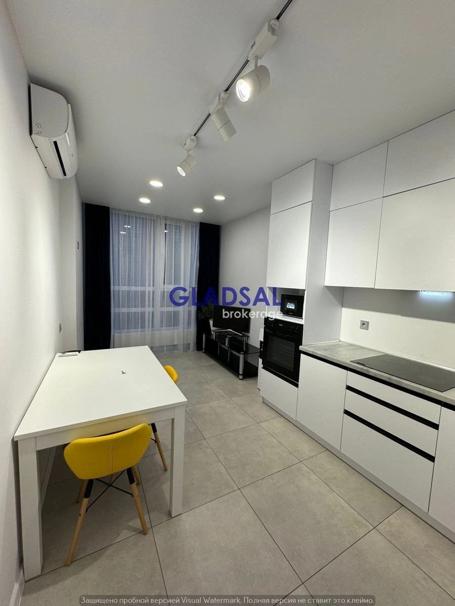 Сдам квартиру 1 комната, 40 m², 23 эт./24 этажа. 4, Миколи Гулака вул., Киев. 