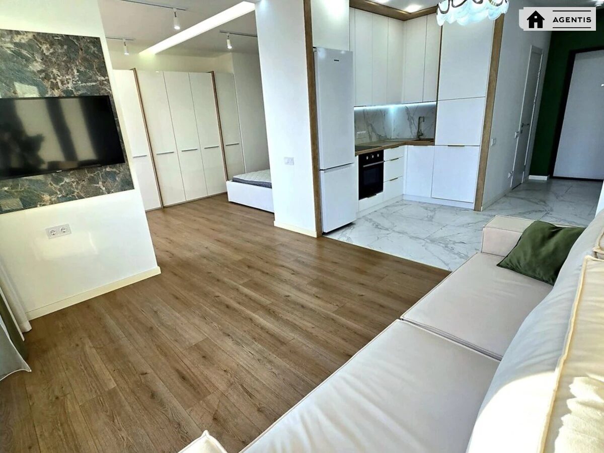 Сдам квартиру 1 комната, 47 m², 18 эт./26 этажей. 6, Заречная 6, Киев. 