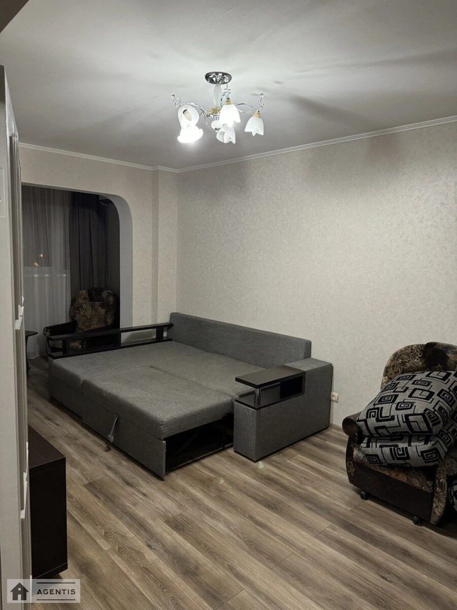 Здам квартиру 1 кімната, 46 m², 10 пов./16 поверхів. 56, Харківське 56, Київ. 