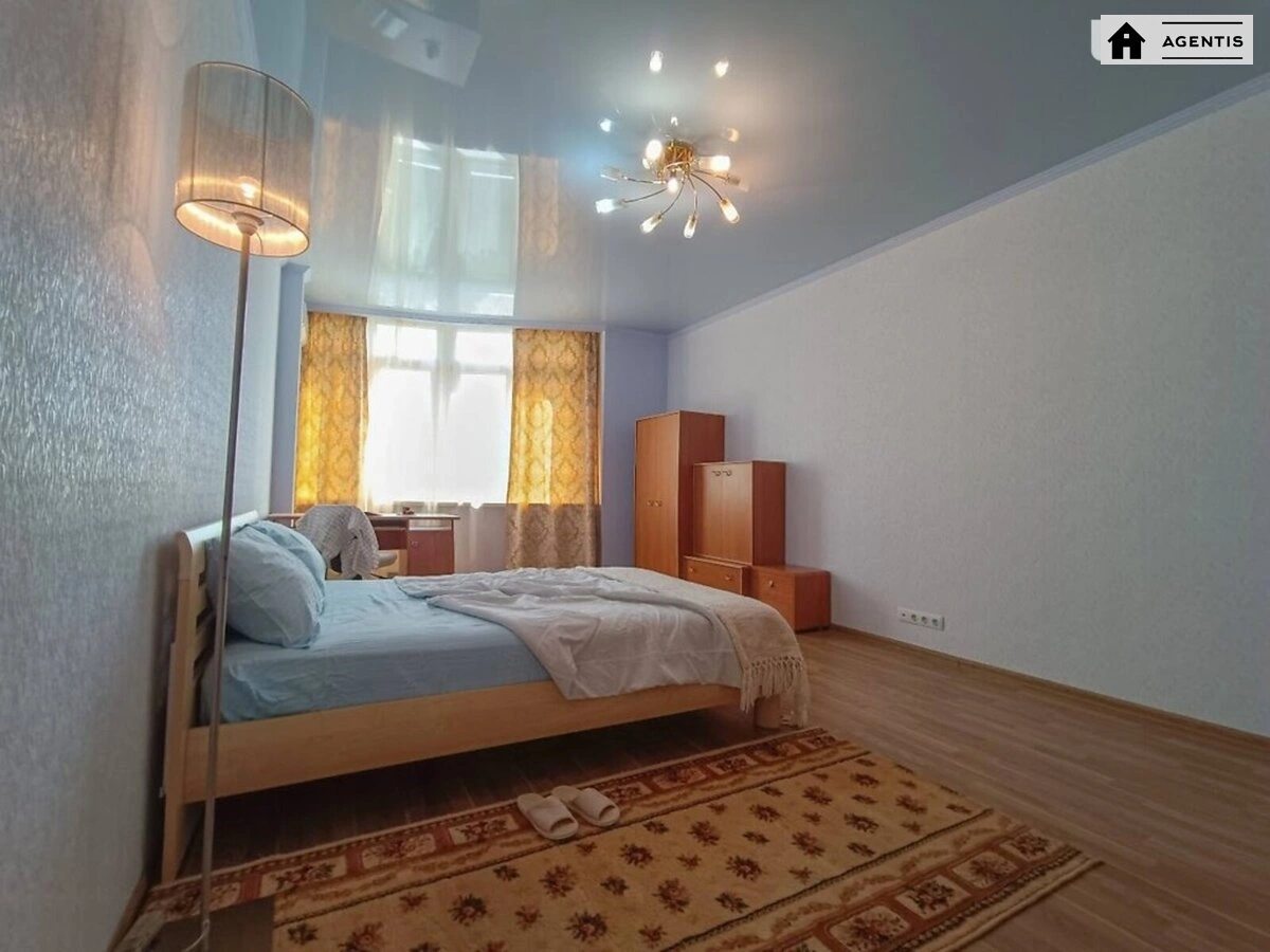 Apartment for rent 1 room, 53 m², 8th fl./15 floors. 3, Stepana Vasylchenka vul., Kyiv. 