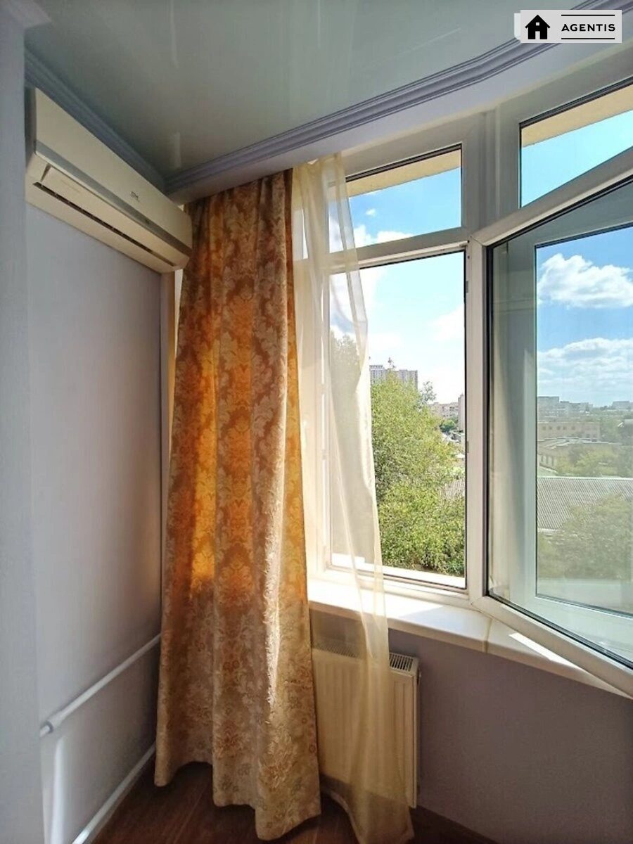 Apartment for rent 1 room, 53 m², 8th fl./15 floors. 3, Stepana Vasylchenka vul., Kyiv. 