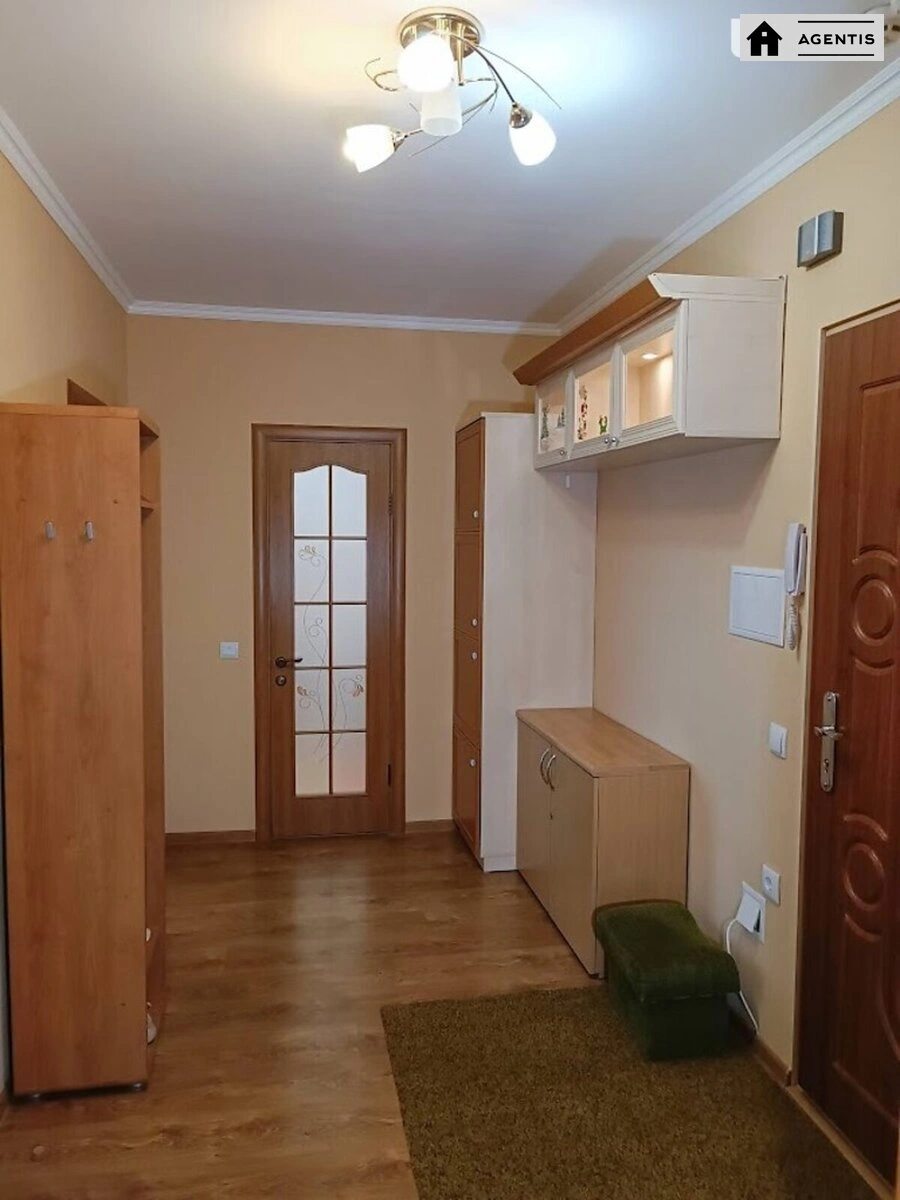 Apartment for rent 1 room, 53 m², 8th fl./15 floors. 3, Stepana Vasylchenka vul., Kyiv. 