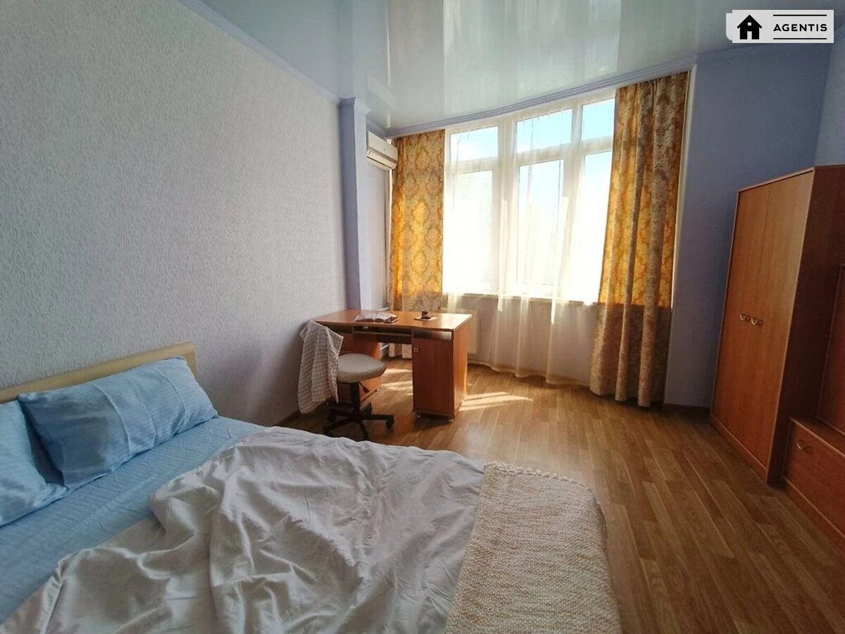 Apartment for rent 1 room, 53 m², 8th fl./15 floors. 3, Stepana Vasylchenka vul., Kyiv. 