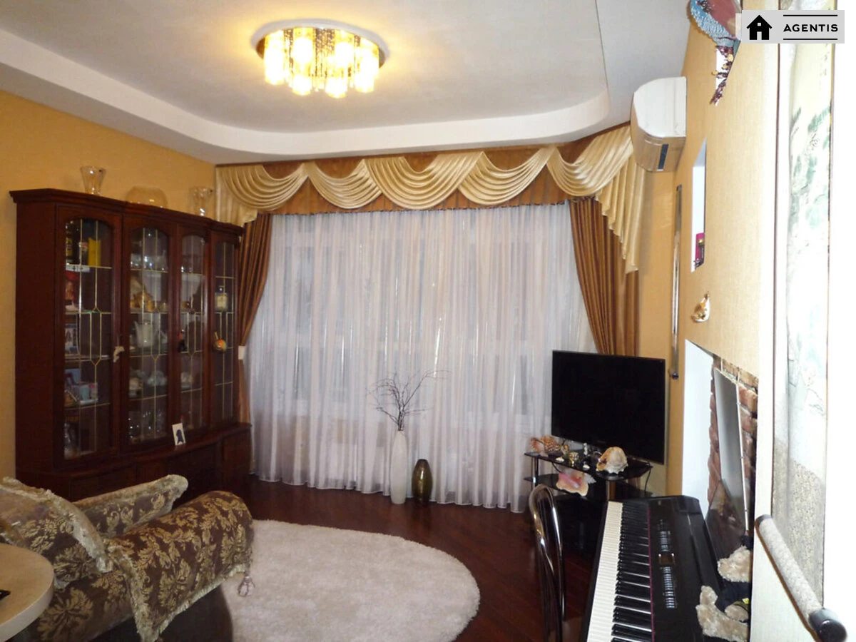 Apartment for rent 2 rooms, 55 m², 3rd fl./17 floors. 16, Mokra vul. Kudryashova, Kyiv. 