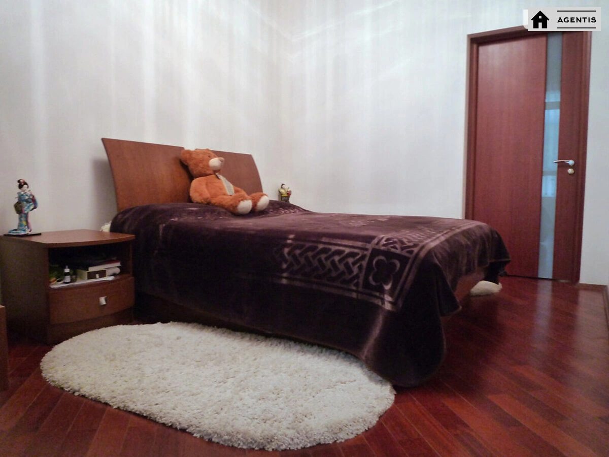 Apartment for rent 2 rooms, 55 m², 3rd fl./17 floors. 16, Mokra vul. Kudryashova, Kyiv. 