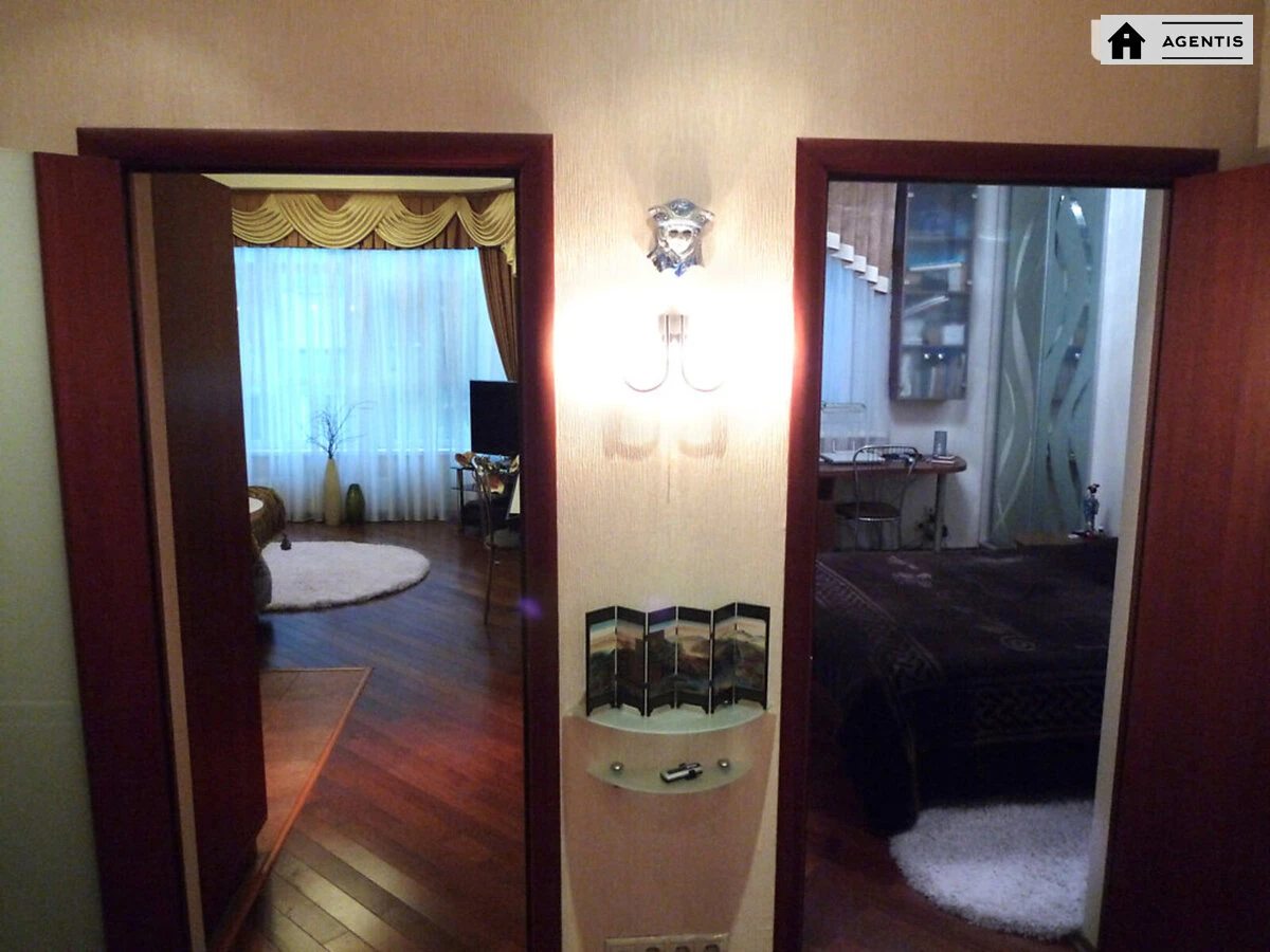 Apartment for rent 2 rooms, 55 m², 3rd fl./17 floors. 16, Mokra vul. Kudryashova, Kyiv. 