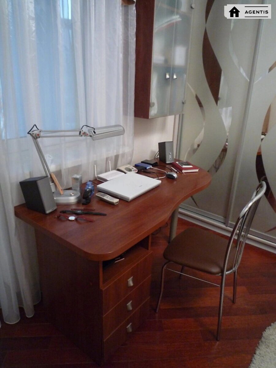 Apartment for rent 2 rooms, 55 m², 3rd fl./17 floors. 16, Mokra vul. Kudryashova, Kyiv. 