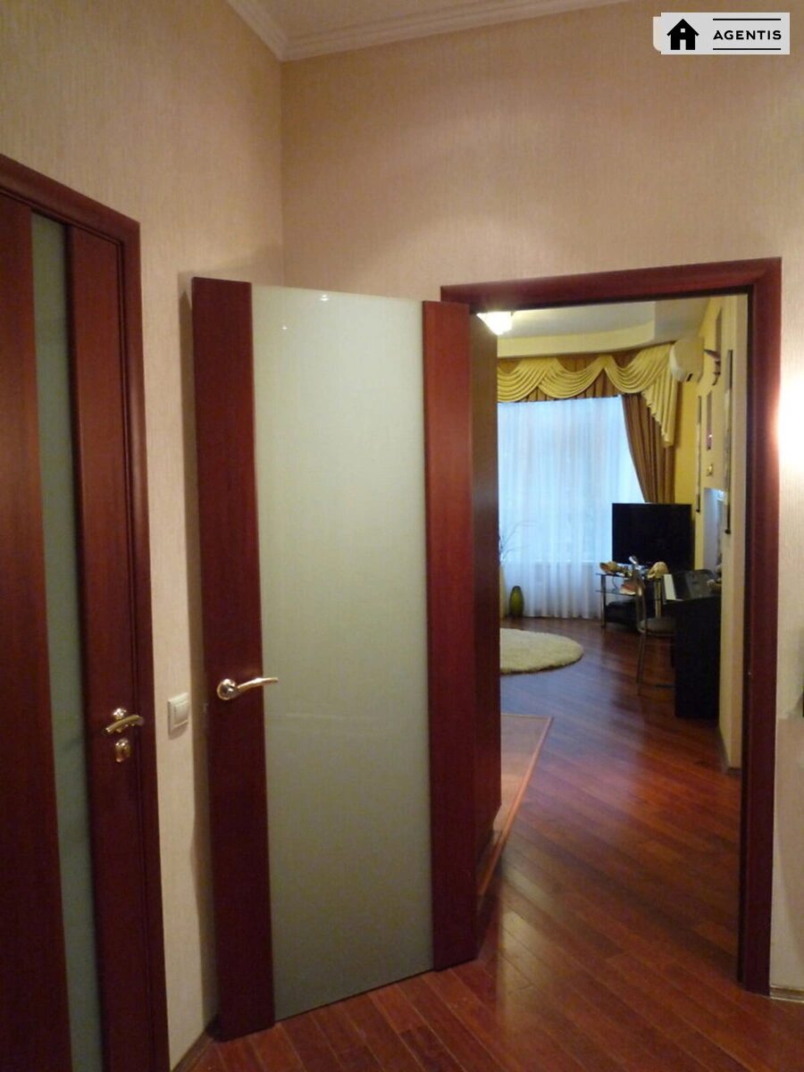 Apartment for rent 2 rooms, 55 m², 3rd fl./17 floors. 16, Mokra vul. Kudryashova, Kyiv. 