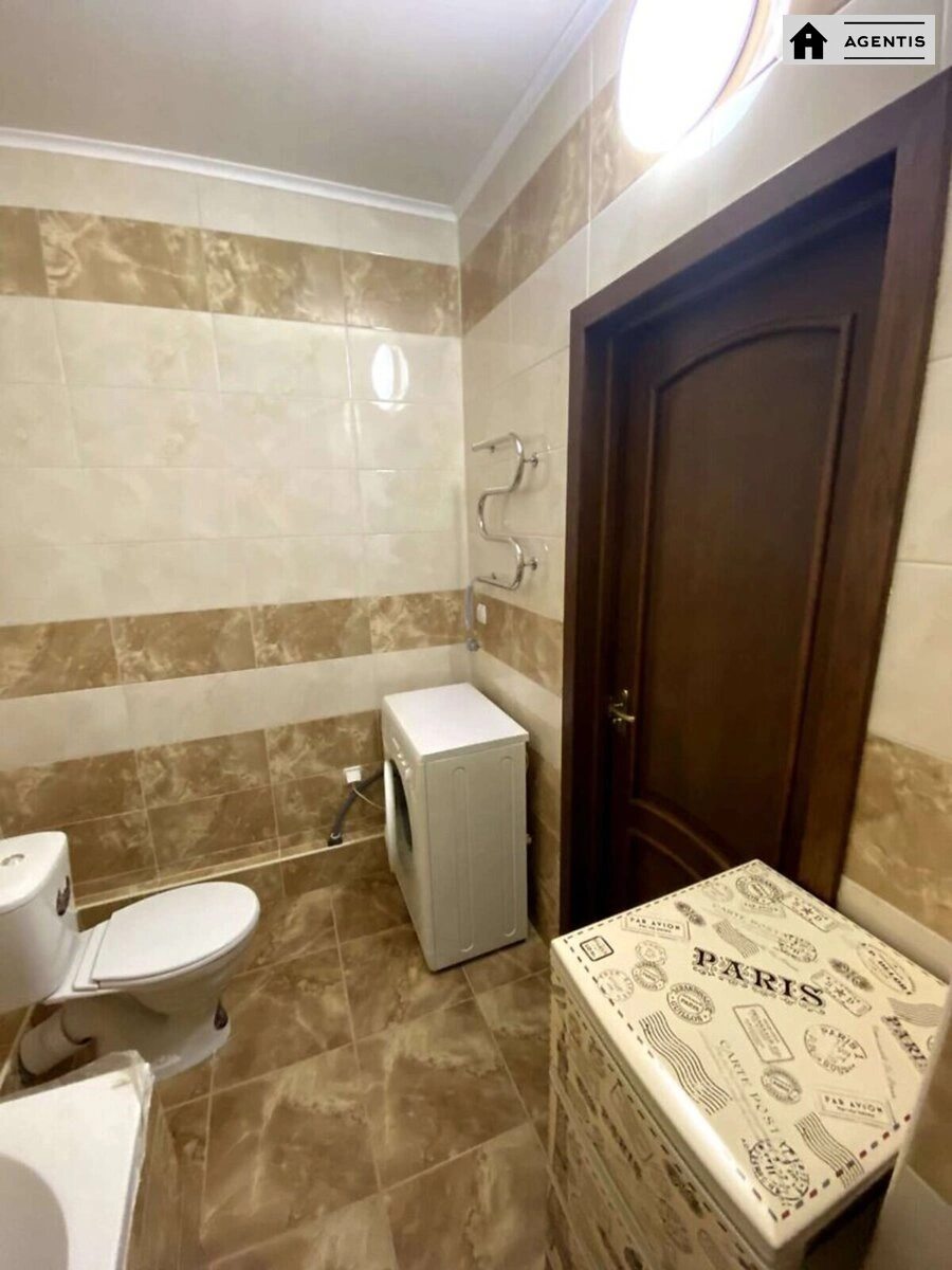 Сдам квартиру 1 комната, 47 m², 13 эт./16 этажей. 46, Любомира Гузара просп. (Космонавта Комарова), Киев. 