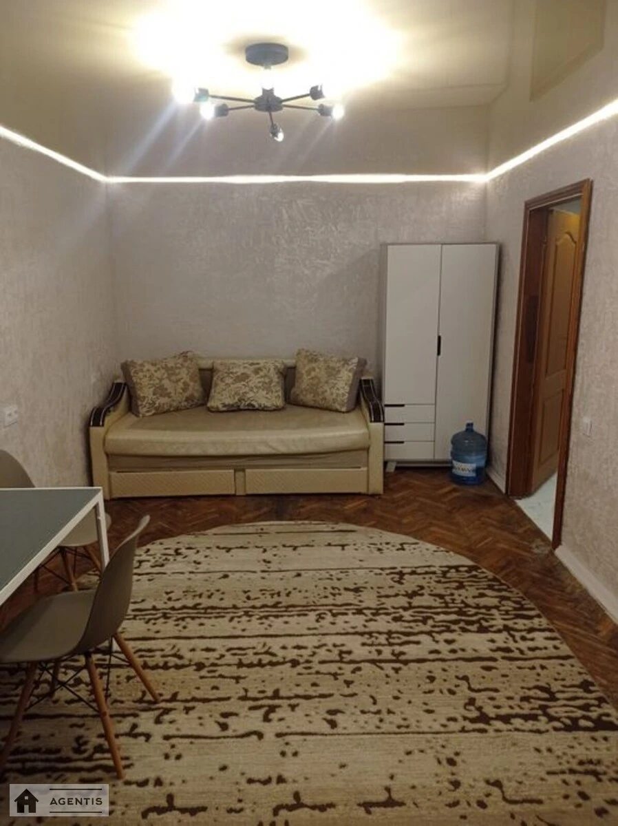 Сдам квартиру 1 комната, 35 m², 1 эт./5 этажей. 13, Михайла Донця вул., Киев. 