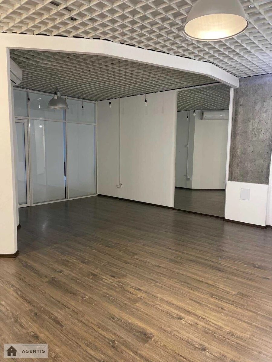 Сдам квартиру 2 комнаты, 100 m², 15 эт./26 этажей. 21, Бульварно-Кудрявська вул. (Воровського), Киев. 