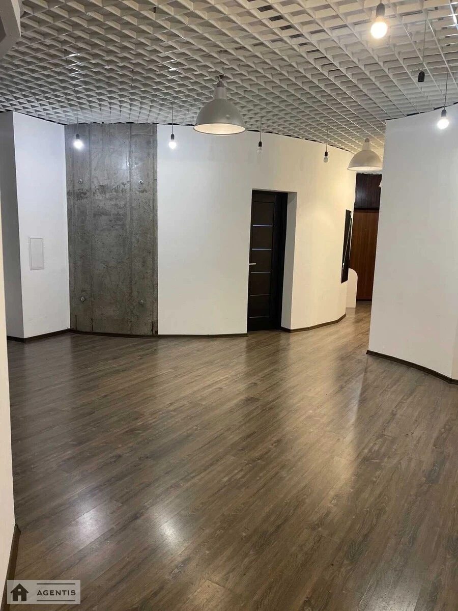 Сдам квартиру 2 комнаты, 100 m², 15 эт./26 этажей. 21, Бульварно-Кудрявська вул. (Воровського), Киев. 