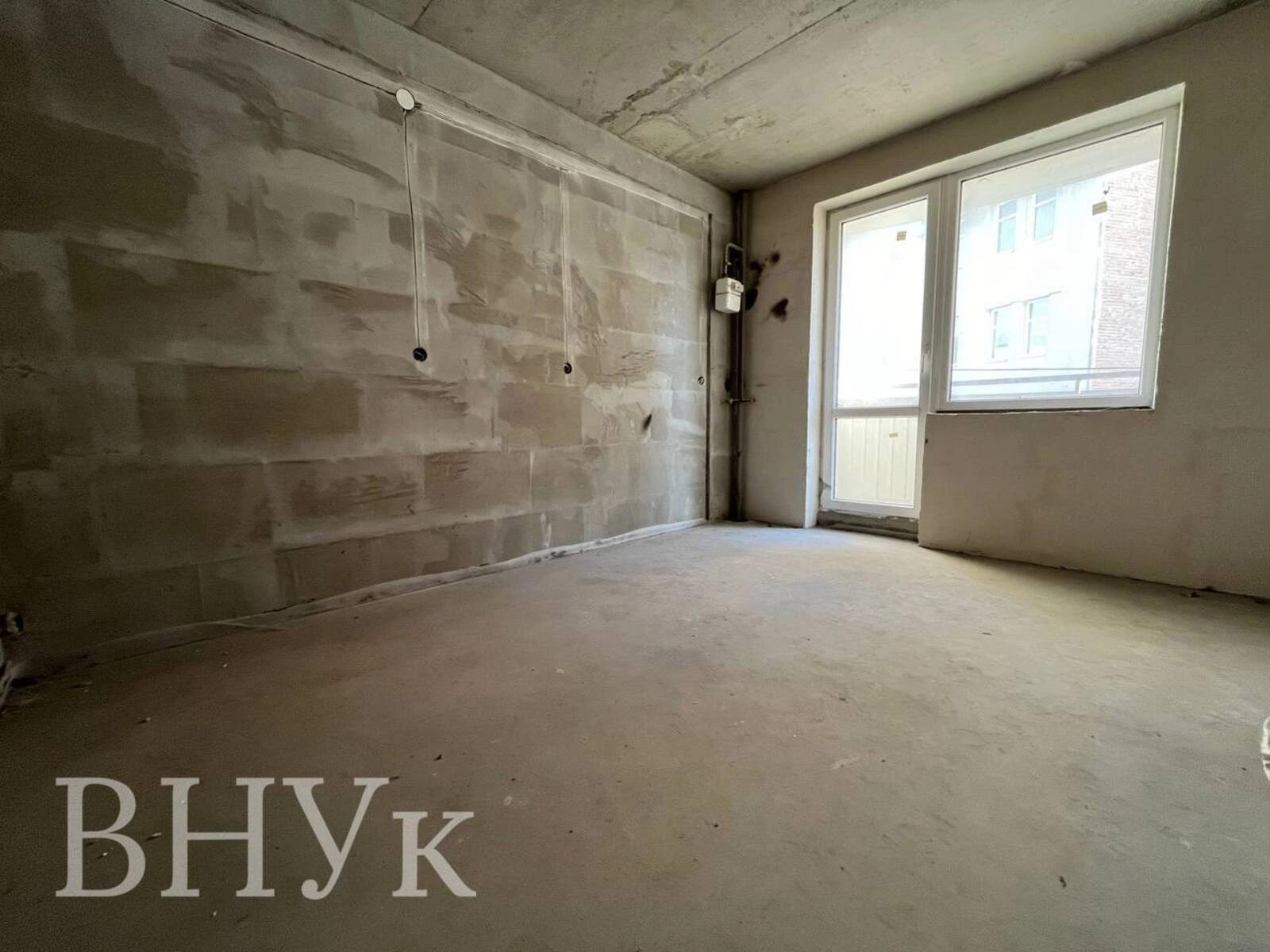 Apartments for sale 3 rooms, 925 m², 3rd fl./10 floors. Shpytalna vul., Ternopil. 