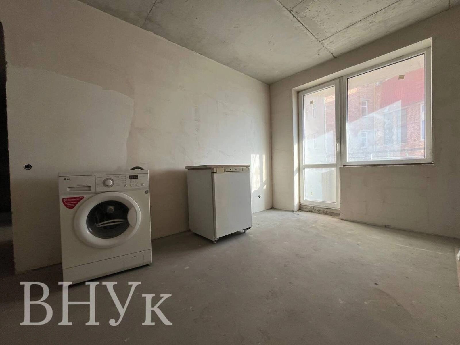 Apartments for sale 3 rooms, 925 m², 3rd fl./10 floors. Shpytalna vul., Ternopil. 