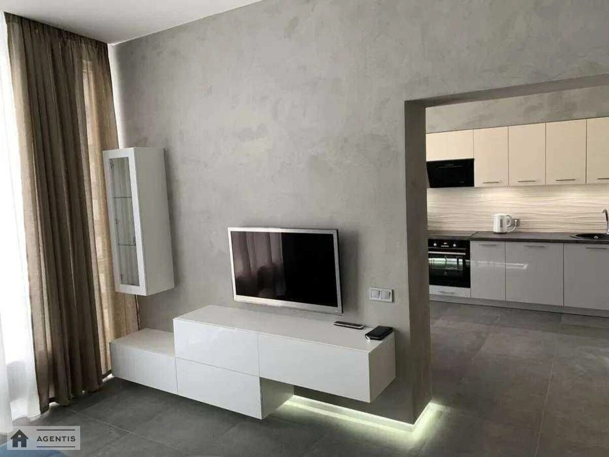 Сдам квартиру 2 комнаты, 52 m², 4 эт./19 этажей. Вишняковская 4, Киев. 