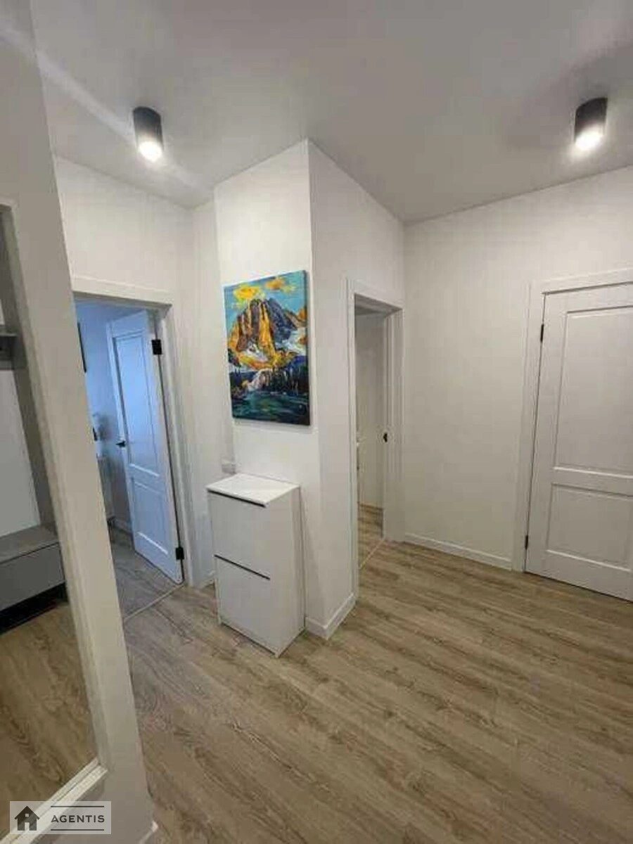 Сдам квартиру 1 комната, 49 m², 4 эт./21 этаж. 31, Шолуденка 31, Киев. 