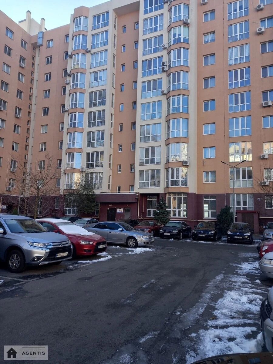 Сдам квартиру 1 комната, 44 m², 4 эт./10 этажей. 126, Соборна вул., Киев. 