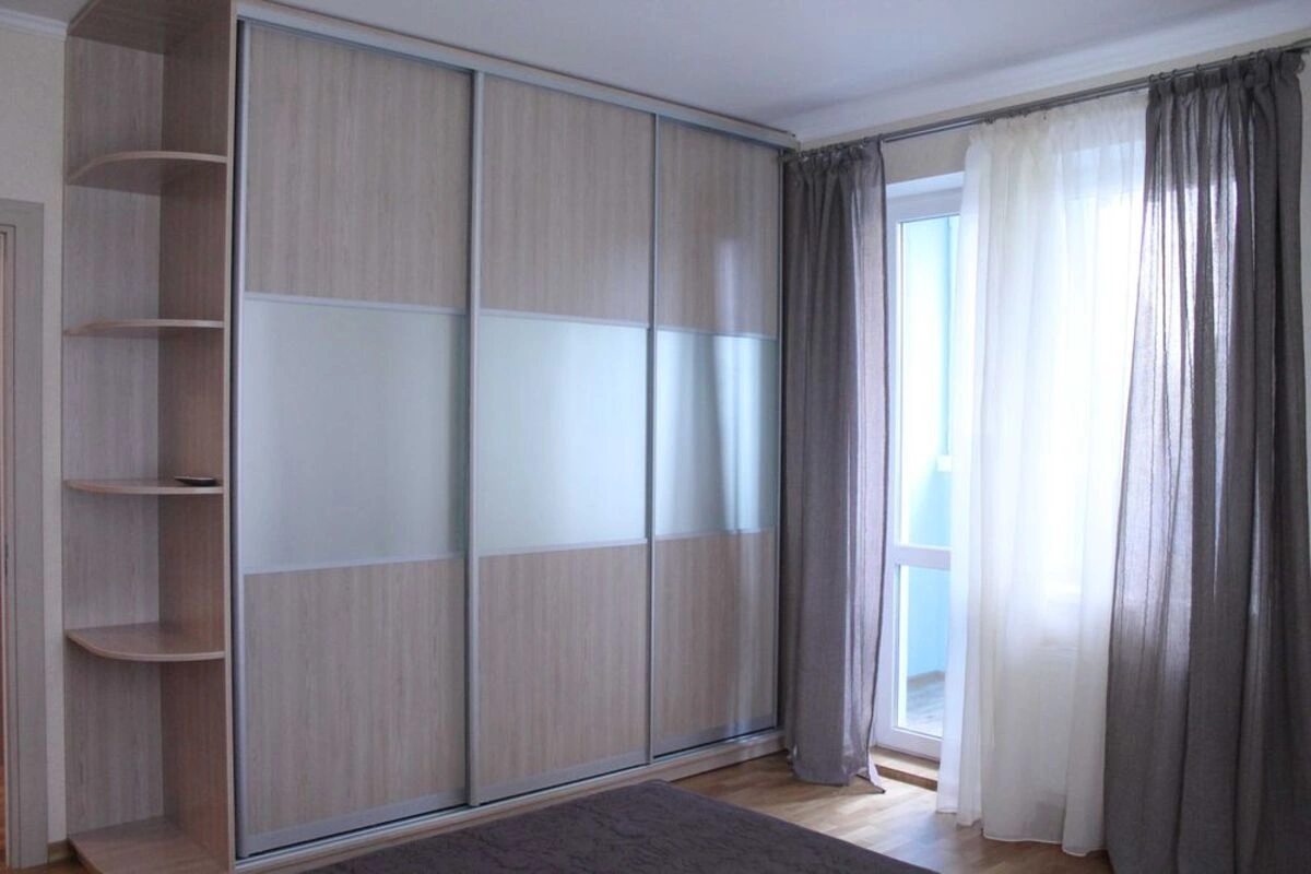 Apartment for rent 2 rooms, 70 m², 3rd fl./24 floors. 9, Akademika Hlushkova prosp., Kyiv. 