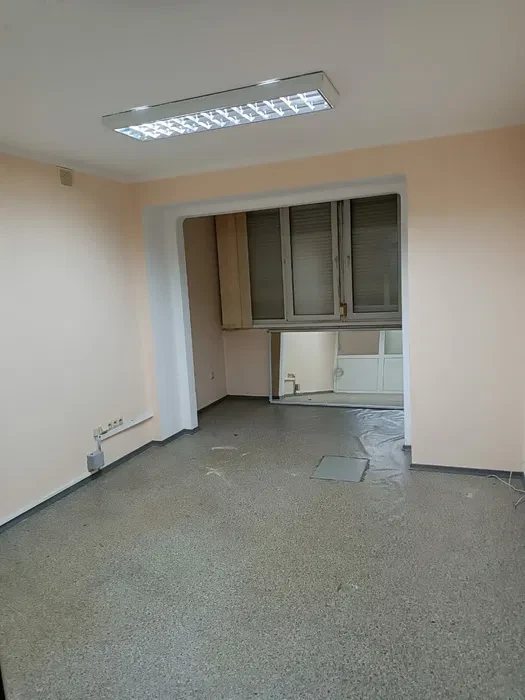 Сдам квартиру 2 комнаты, 60 m², 1 эт.. Пішоновская, Одесса. 