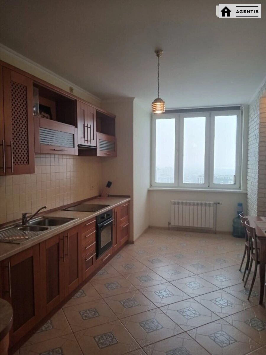 Apartment for rent 3 rooms, 110 m², 34th fl./37 floors. 21, Knyazhiy Zaton 21, Kyiv. 