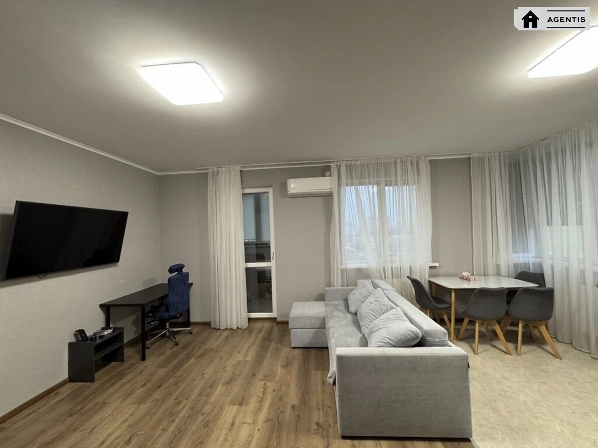 Сдам квартиру 1 комната, 44 m², 8 эт./25 этажей. 37, Сімї Кульженків вул. (Петра Дегтяренка), Киев. 