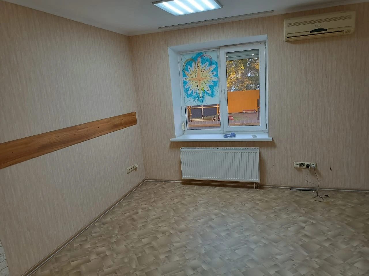 Сдам квартиру 1 комната, 60 m², 1 эт./16 этажей. Пішоновська, Одесса. 