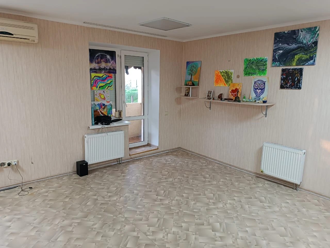 Сдам квартиру 1 комната, 60 m², 1 эт./16 этажей. Пішоновська, Одесса. 