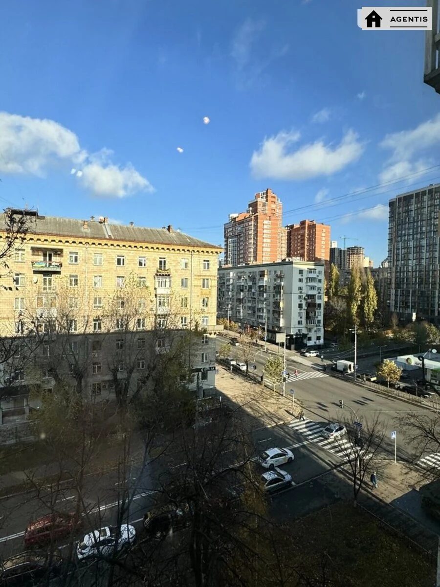 Apartment for rent 2 rooms, 54 m², 6th fl./7 floors. 134, Velyka Vaselkivska 134, Kyiv. 