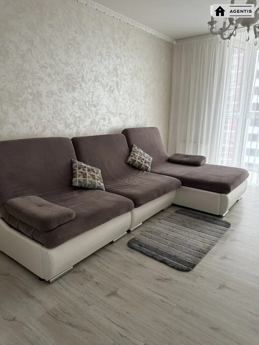 Apartment for rent 2 rooms, 70 m², 12th fl./25 floors. 2, Dragomanova 2, Kyiv. 